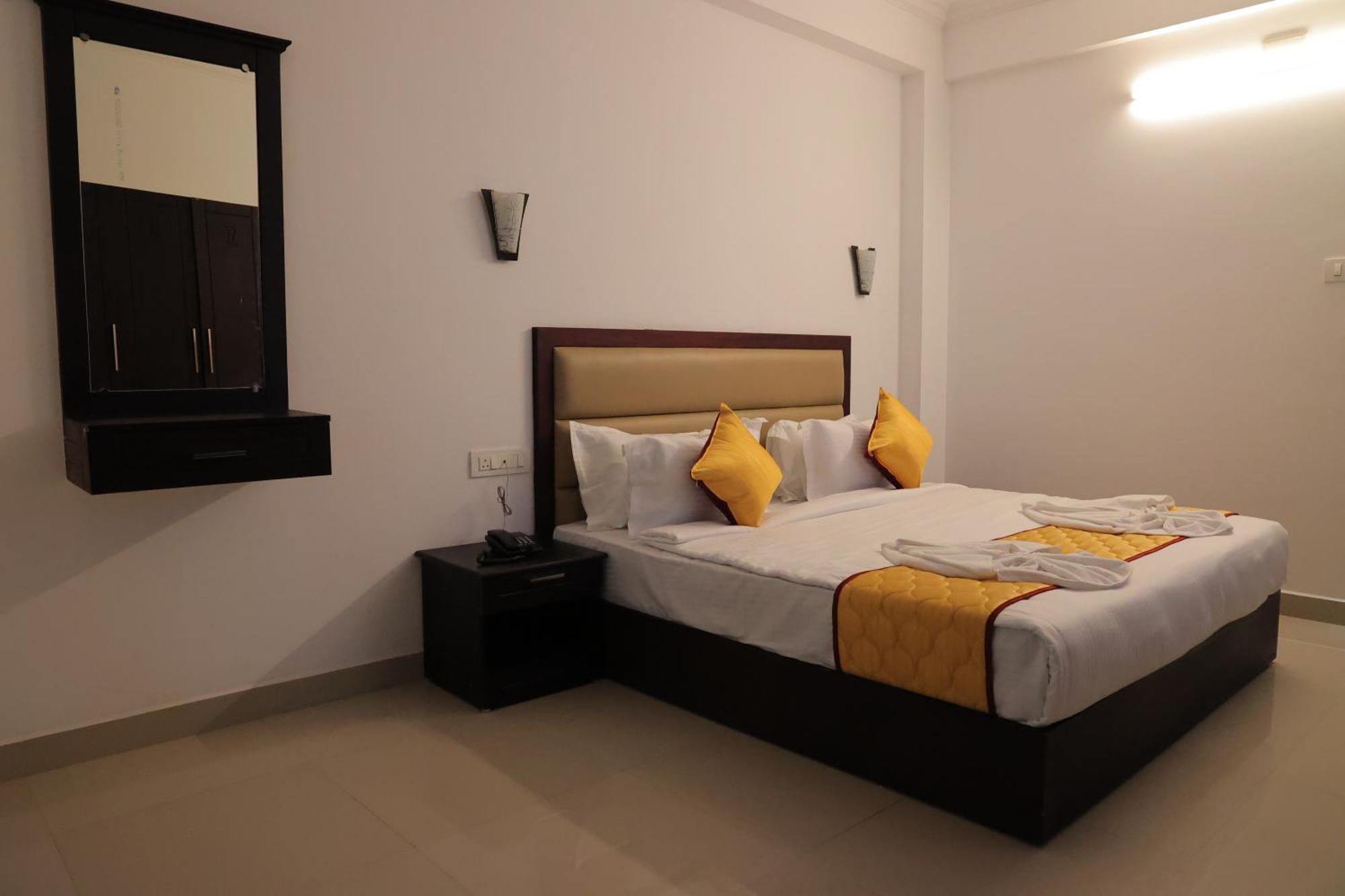 Spring Valley Resort Thekkady Buitenkant foto