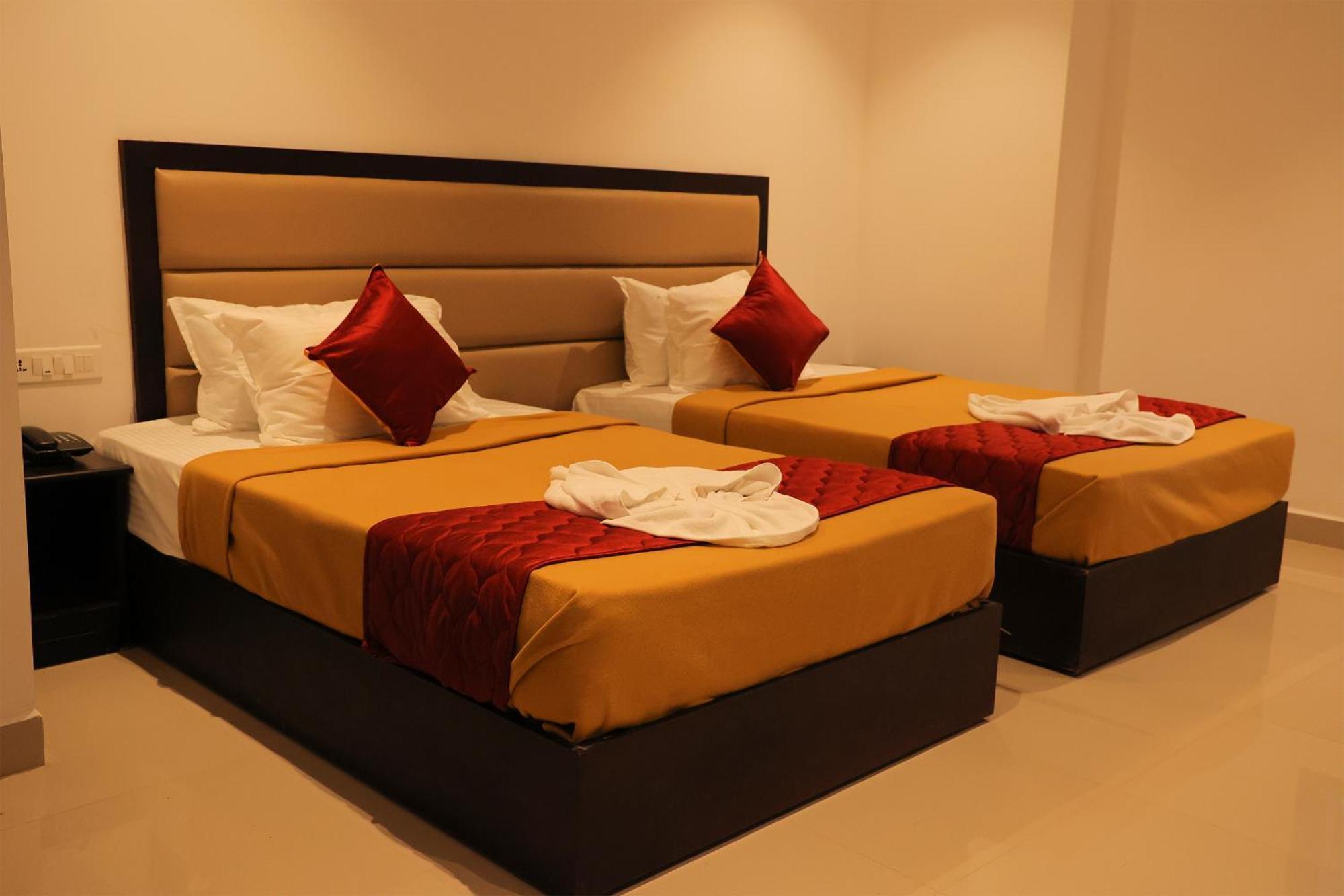 Spring Valley Resort Thekkady Buitenkant foto