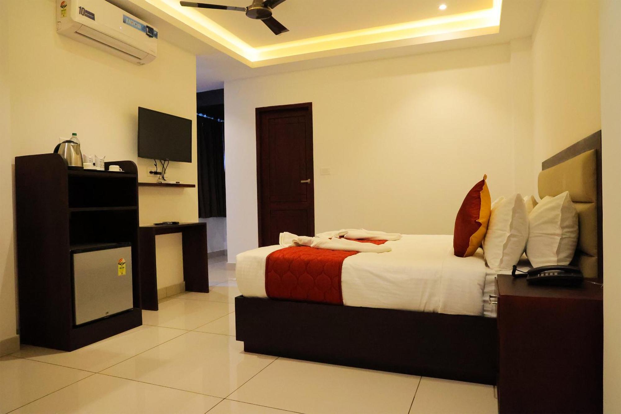Spring Valley Resort Thekkady Buitenkant foto